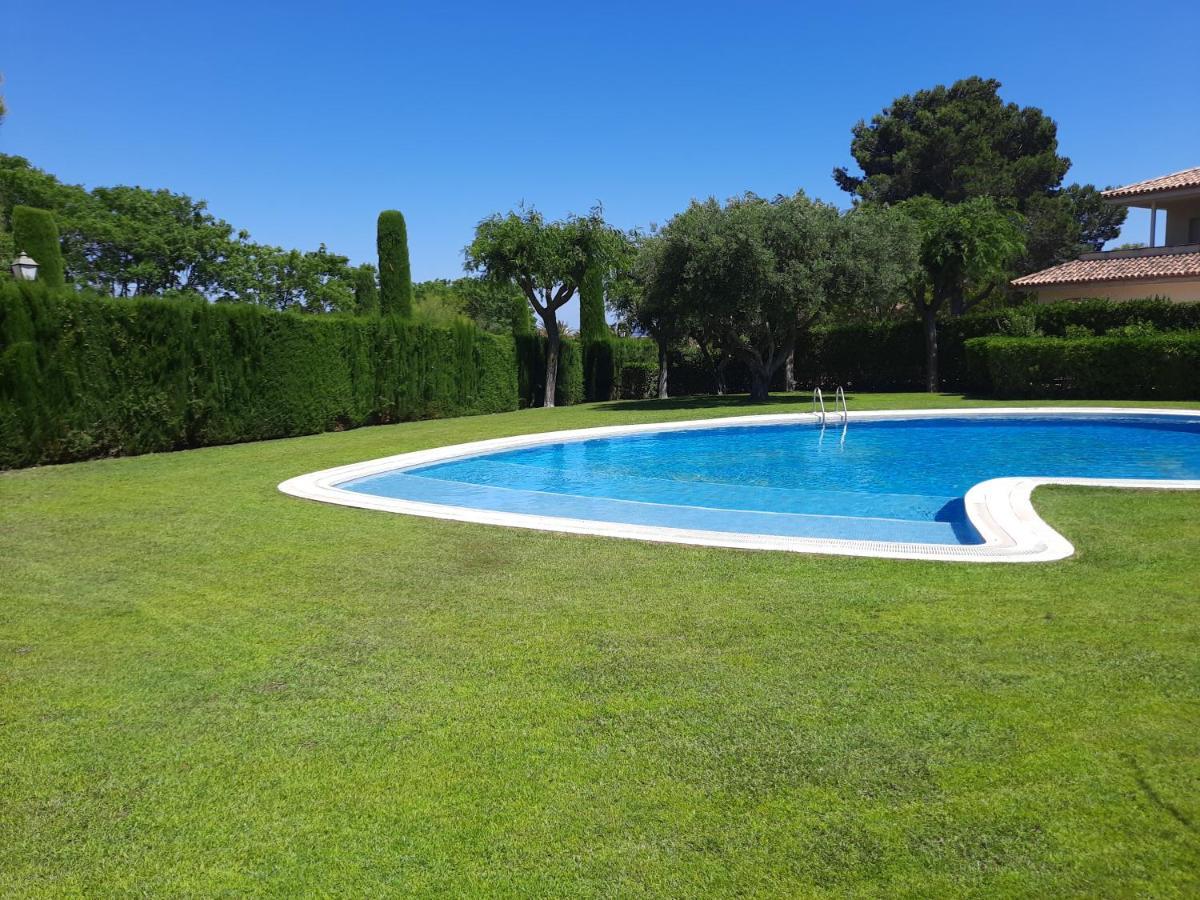 Apartamento Vistas Golf Bonmont Bonmont Terres Noves Kültér fotó